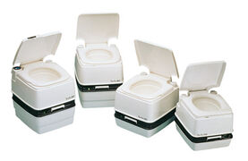 Brosse toilettes plastique avec support camping-car RG-166136